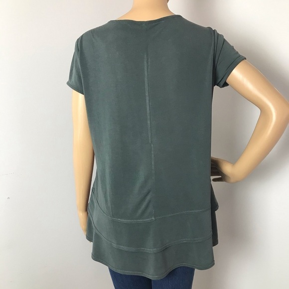 Green Tea Women’s Oversized V-Neck T-Shirt Modal Ruffle Hem Size Small - Picture 5 of 10